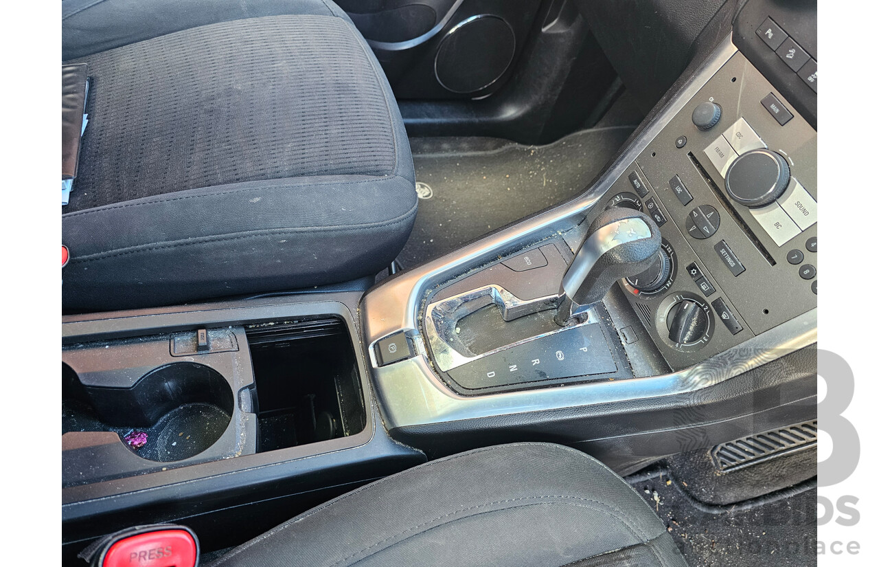 12/2011 Holden Captiva 5 (4x4) CG SERIES II 4d Wagon White 2.2L