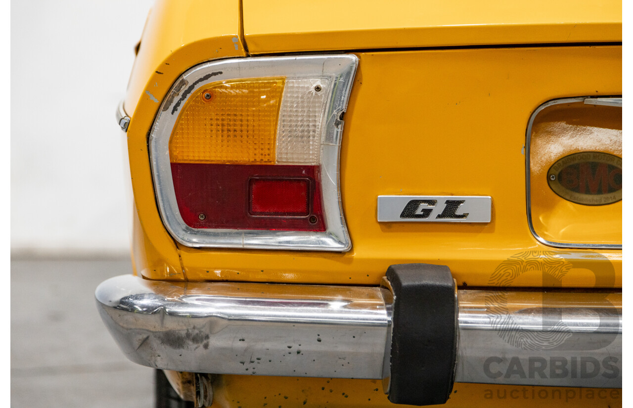 2/1976 Peugeot 504 GL 4d Sedan Yellow 2.0L