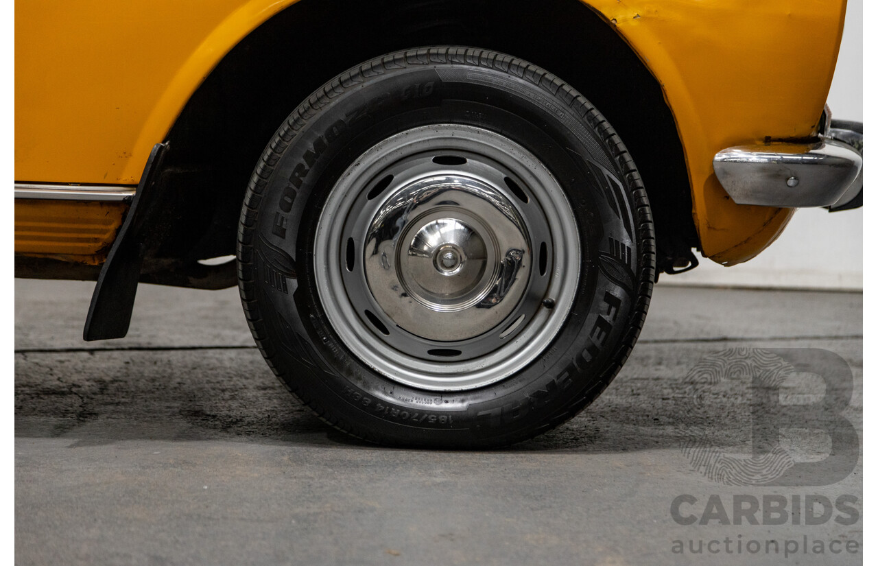 2/1976 Peugeot 504 GL 4d Sedan Yellow 2.0L