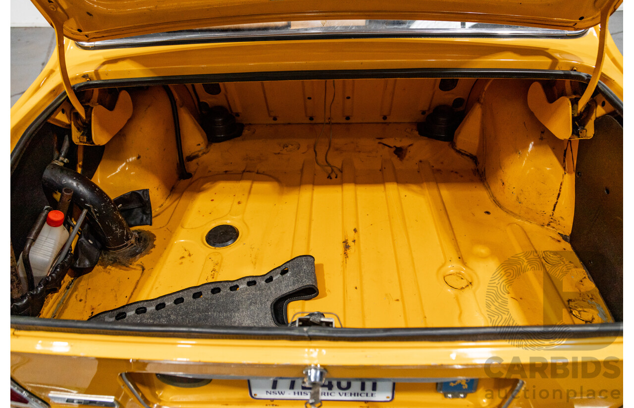 2/1976 Peugeot 504 GL 4d Sedan Yellow 2.0L