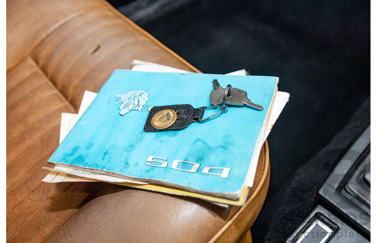 2/1976 Peugeot 504 GL 4d Sedan Yellow 2.0L