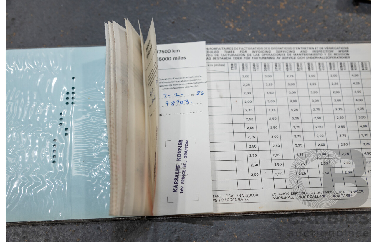 2/1976 Peugeot 504 GL 4d Sedan Yellow 2.0L