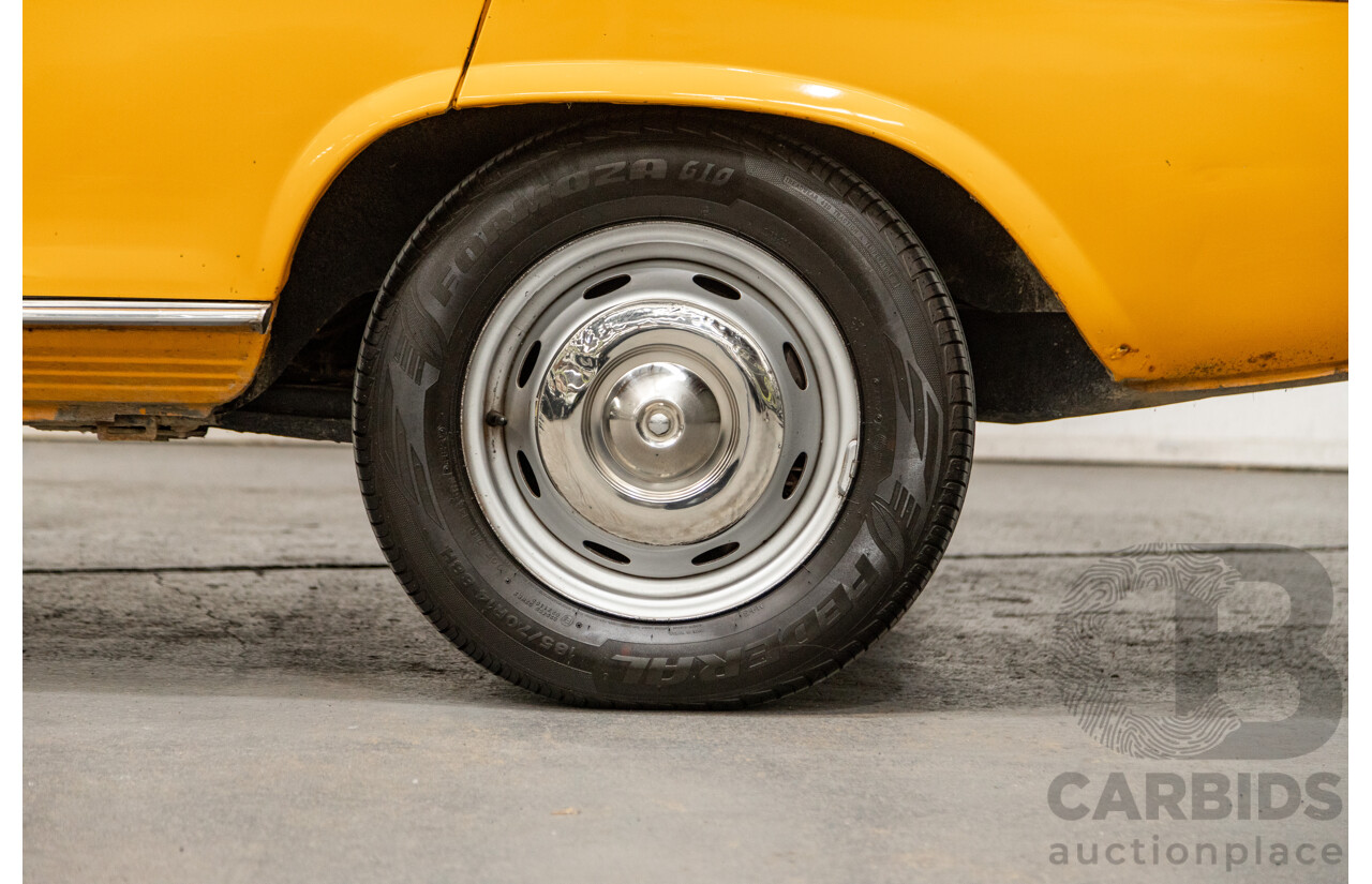 2/1976 Peugeot 504 GL 4d Sedan Yellow 2.0L