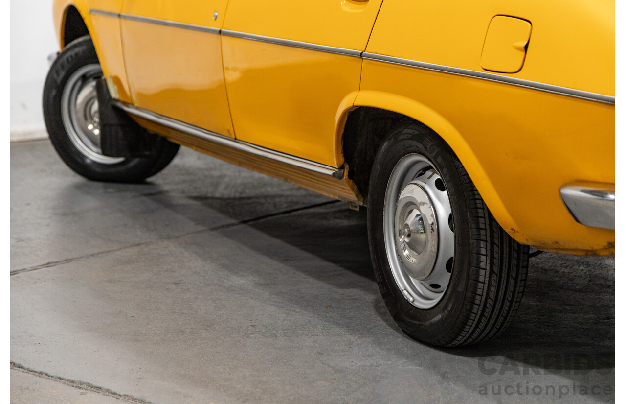 2/1976 Peugeot 504 GL 4d Sedan Yellow 2.0L