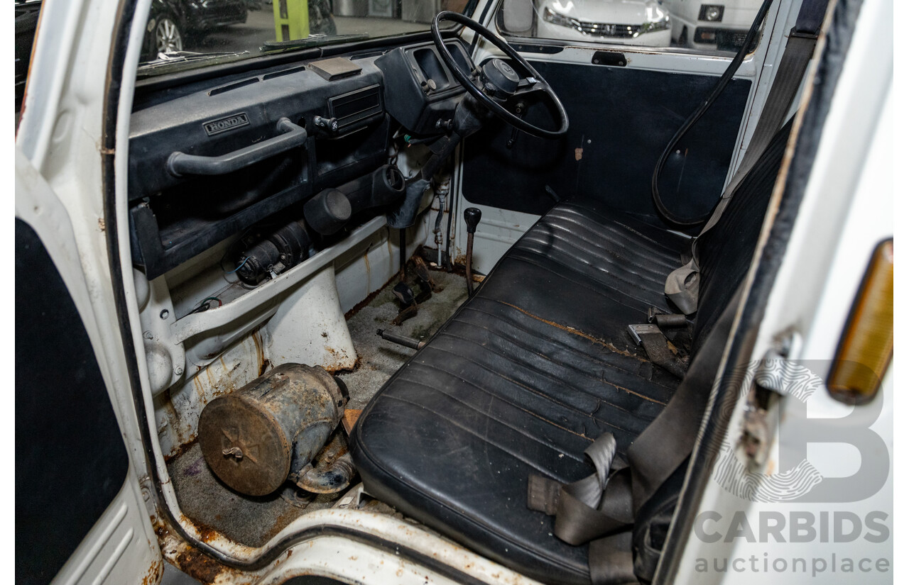 09/1975 Honda TN-V Deluxe TN360 2d Cab Chassis Kei Truck White 354cc 0.4L