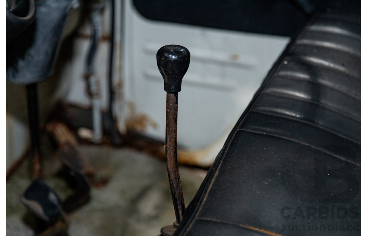 09/1975 Honda TN-V Deluxe TN360 2d Cab Chassis Kei Truck White 354cc 0.4L