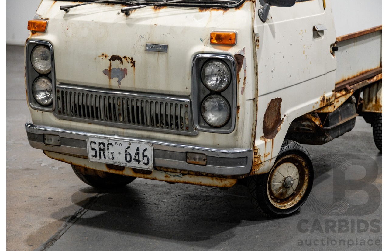 09/1975 Honda TN-V Deluxe TN360 2d Cab Chassis Kei Truck White 354cc 0.4L