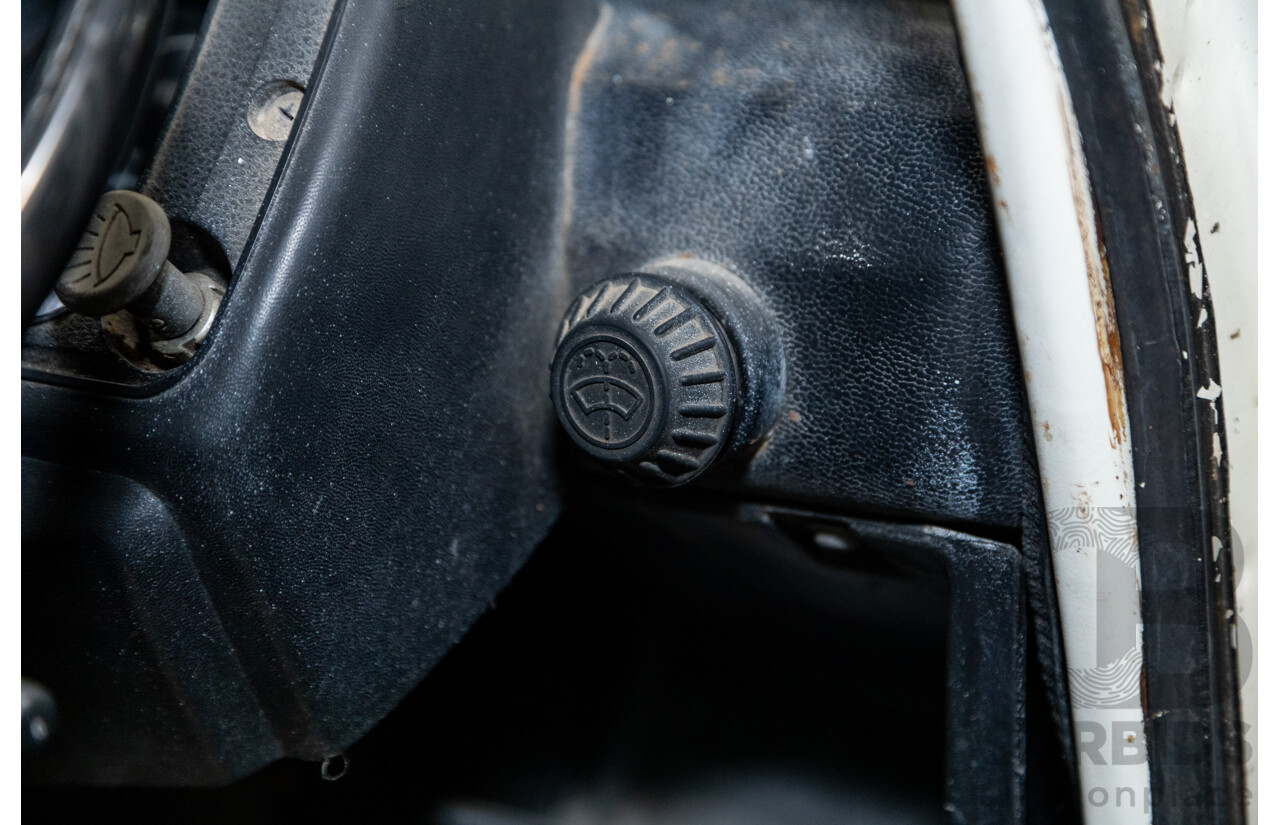 09/1975 Honda TN-V Deluxe TN360 2d Cab Chassis Kei Truck White 354cc 0.4L