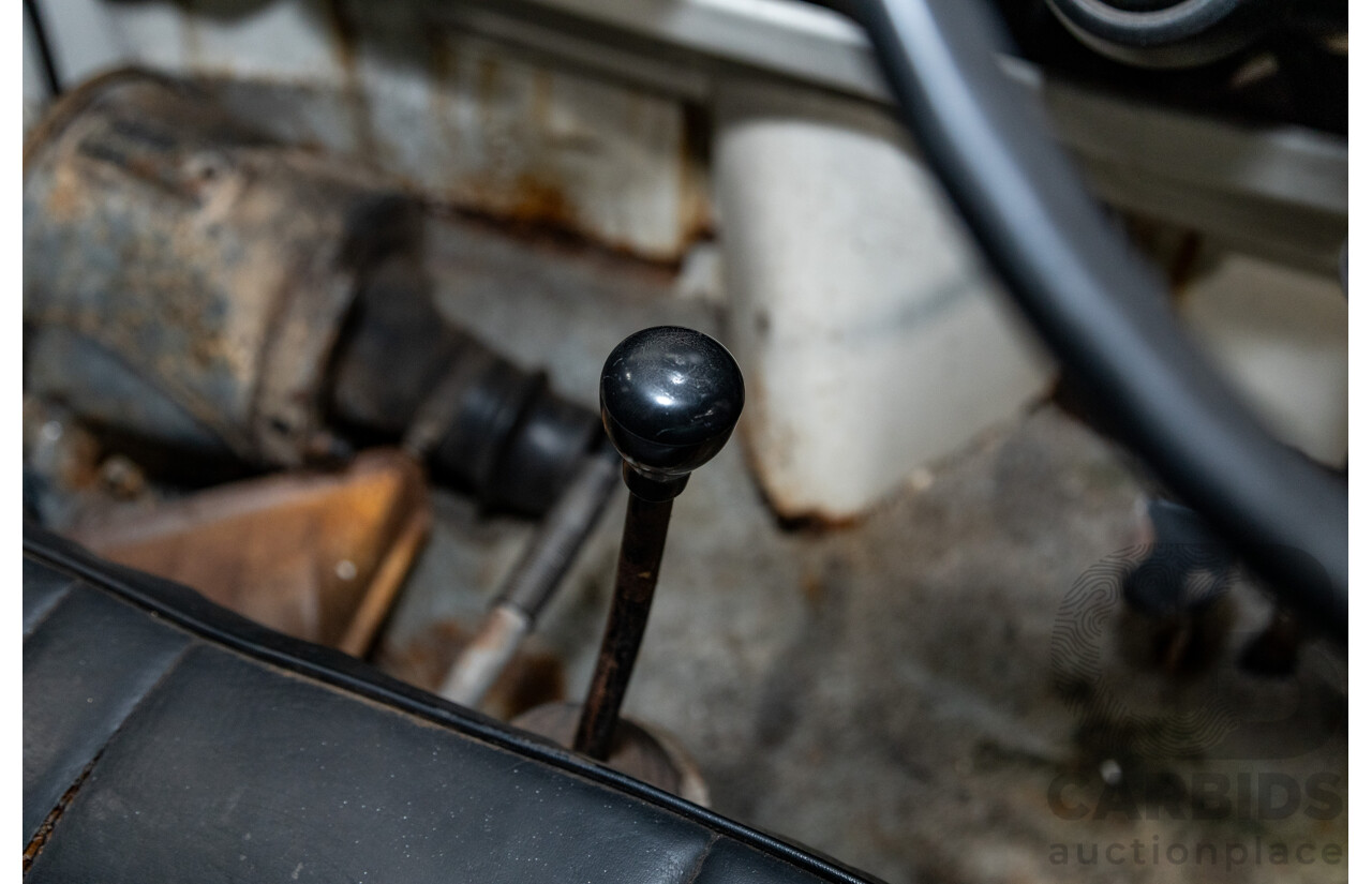 09/1975 Honda TN-V Deluxe TN360 2d Cab Chassis Kei Truck White 354cc 0.4L