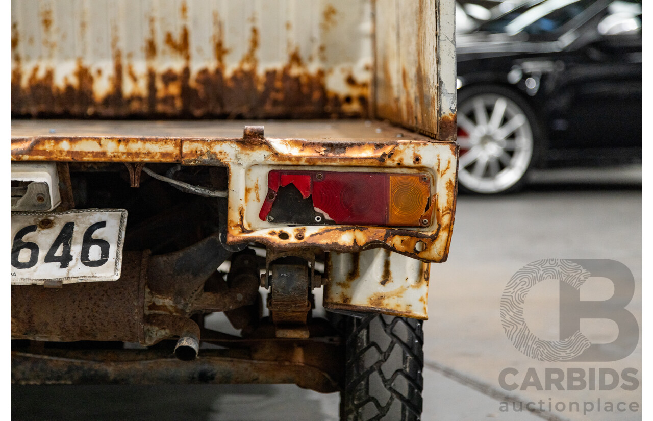 09/1975 Honda TN-V Deluxe TN360 2d Cab Chassis Kei Truck White 354cc 0.4L