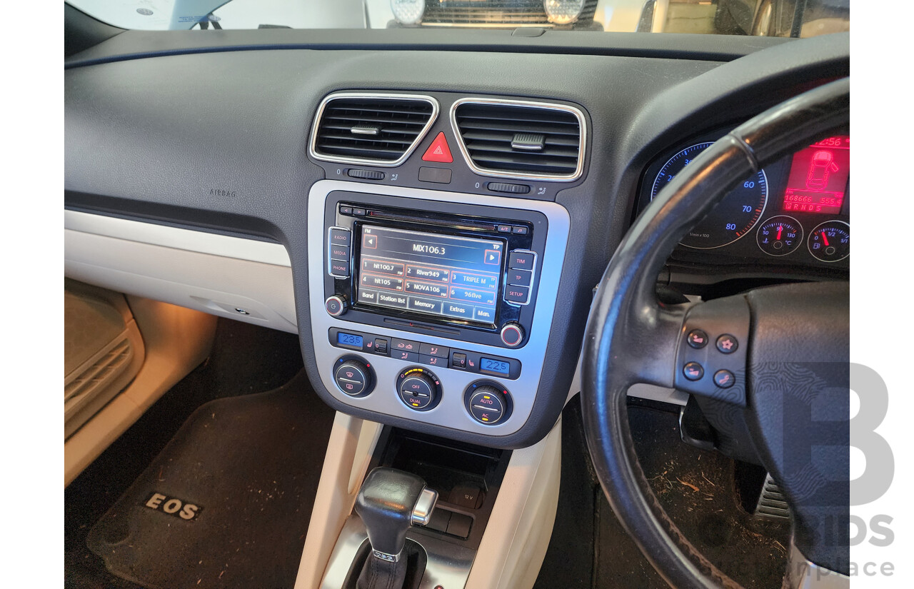 9/2009 Volkswagen EOS 147 TSI 1F MY09 UPGRADE 2d Convertible Blue 2.0L