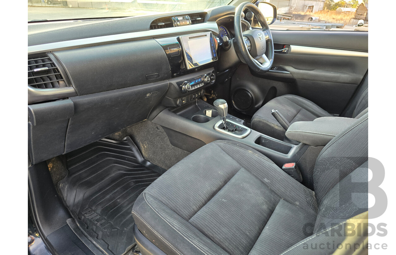 6/2016 Toyota Hilux SR5 (4x4) N80 GUN126R Dual Cab Utility Eclipse Black Turbo Diesel 2.8L