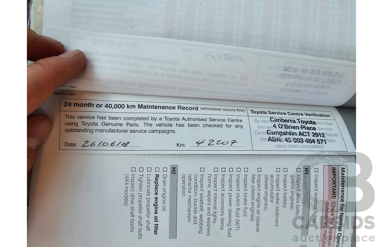 6/2016 Toyota Hilux SR5 (4x4) N80 GUN126R Dual Cab Utility Eclipse Black Turbo Diesel 2.8L