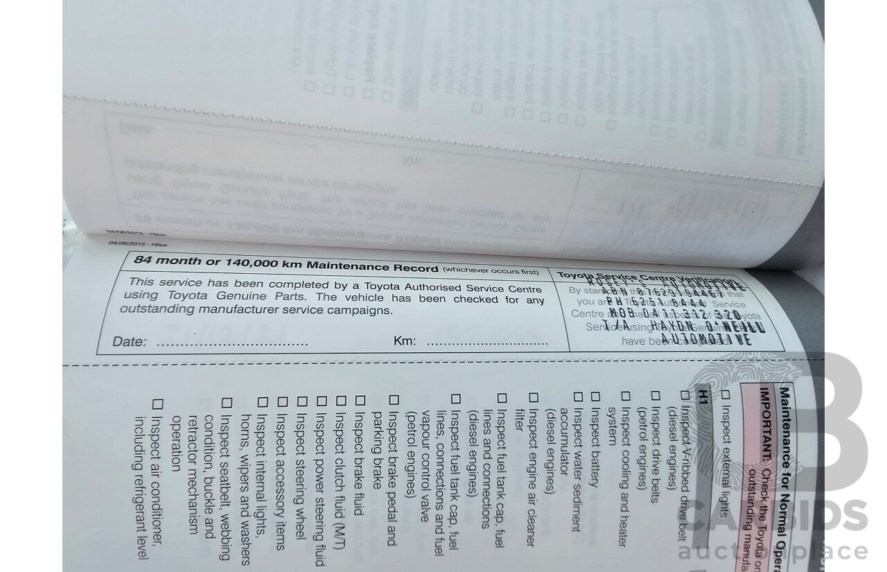 6/2016 Toyota Hilux SR5 (4x4) N80 GUN126R Dual Cab Utility Eclipse Black Turbo Diesel 2.8L