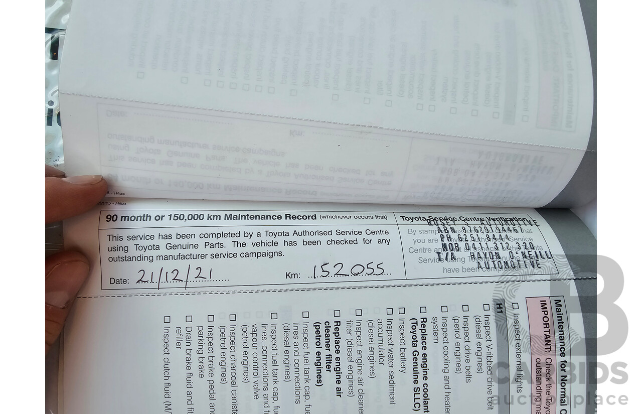 6/2016 Toyota Hilux SR5 (4x4) N80 GUN126R Dual Cab Utility Eclipse Black Turbo Diesel 2.8L