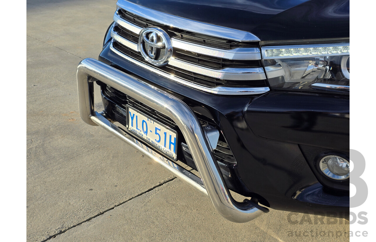 6/2016 Toyota Hilux SR5 (4x4) N80 GUN126R Dual Cab Utility Eclipse Black Turbo Diesel 2.8L