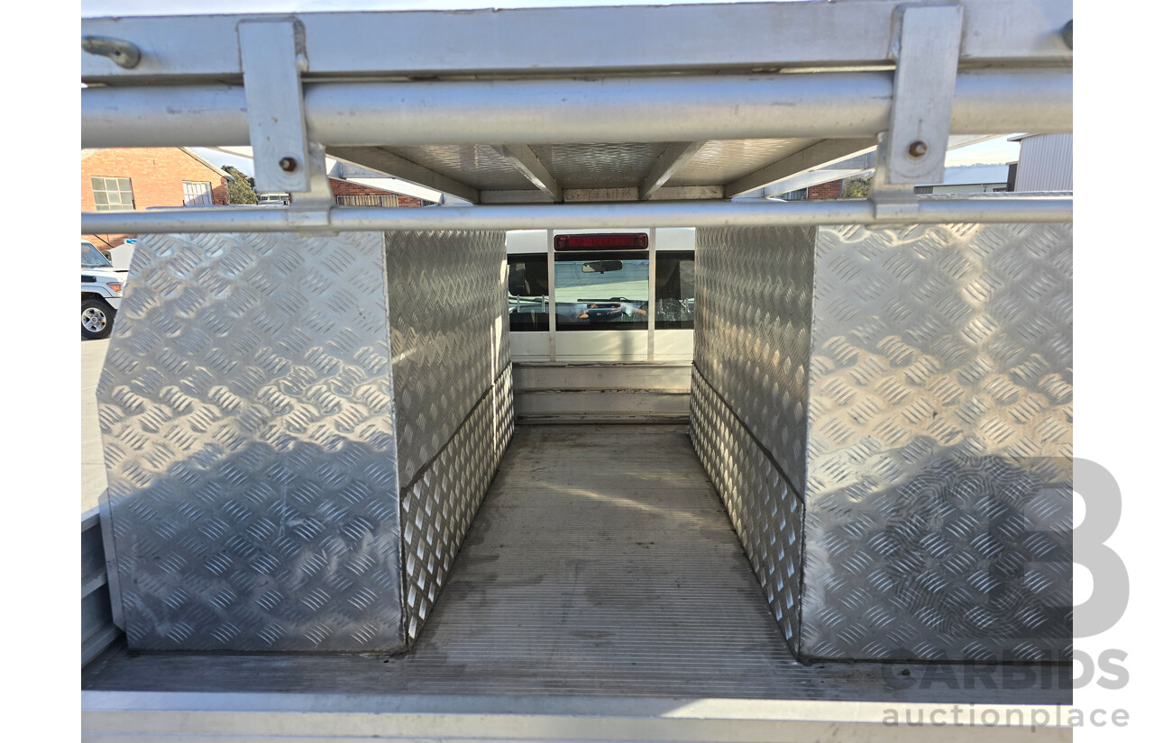 4/2017 Isuzu D-Max SX Hi-Ride TF MY17 Space Cab Utility White Turbo Diesel 3.0L