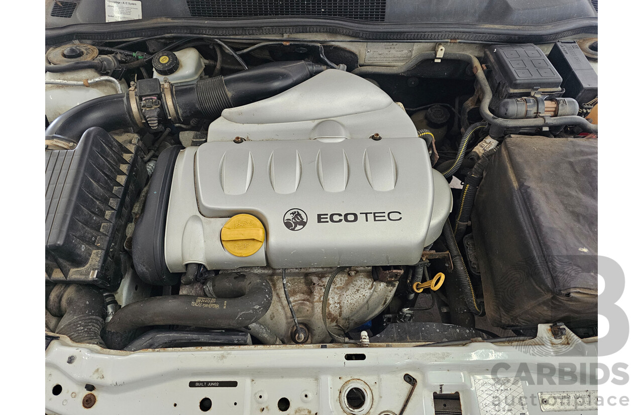 8/2002 Holden Astra Equipe TS 5d Hatchback White 1.8L