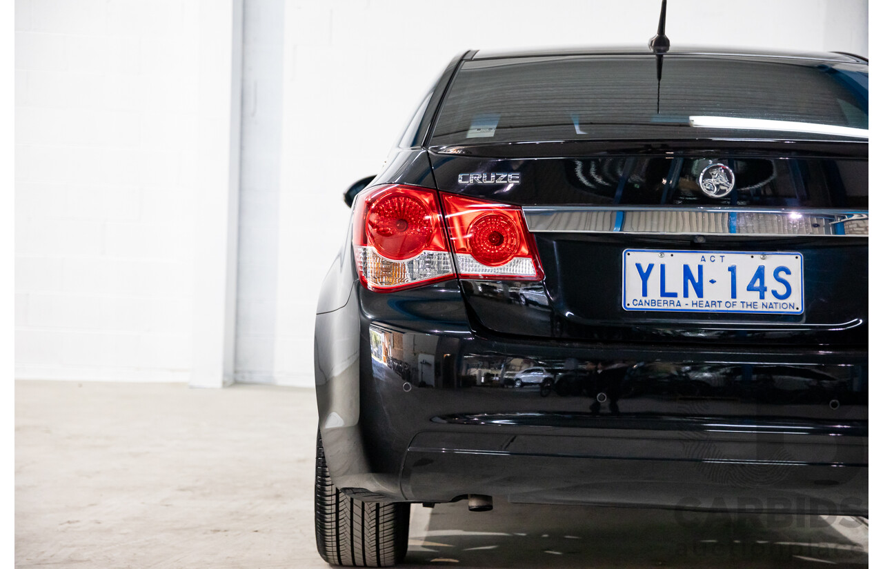 2/2016 Holden Cruze Z-Series JH MY14 4d Sedan Phantom Black 1.8L