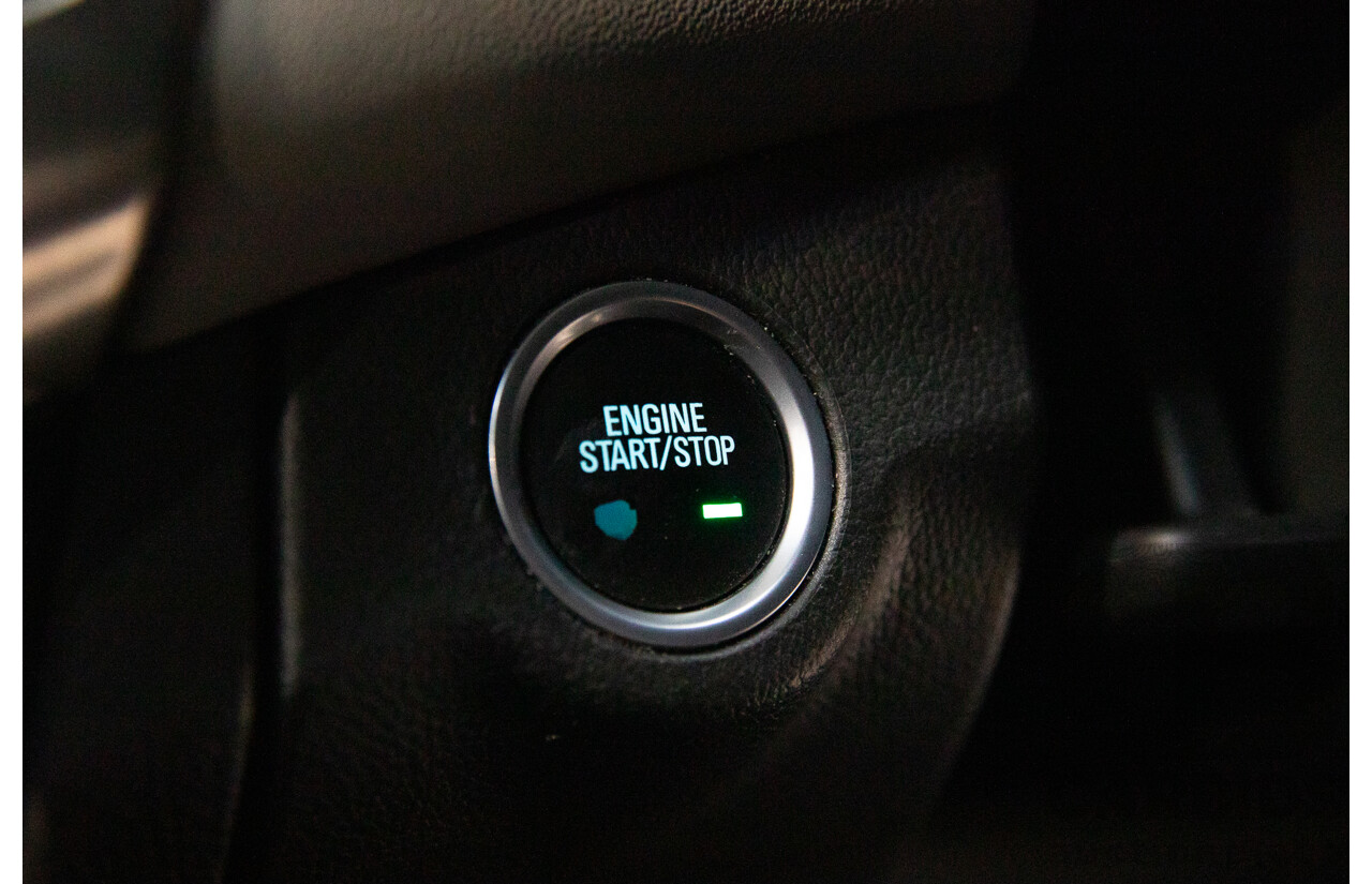 2/2016 Holden Cruze Z-Series JH MY14 4d Sedan Phantom Black 1.8L