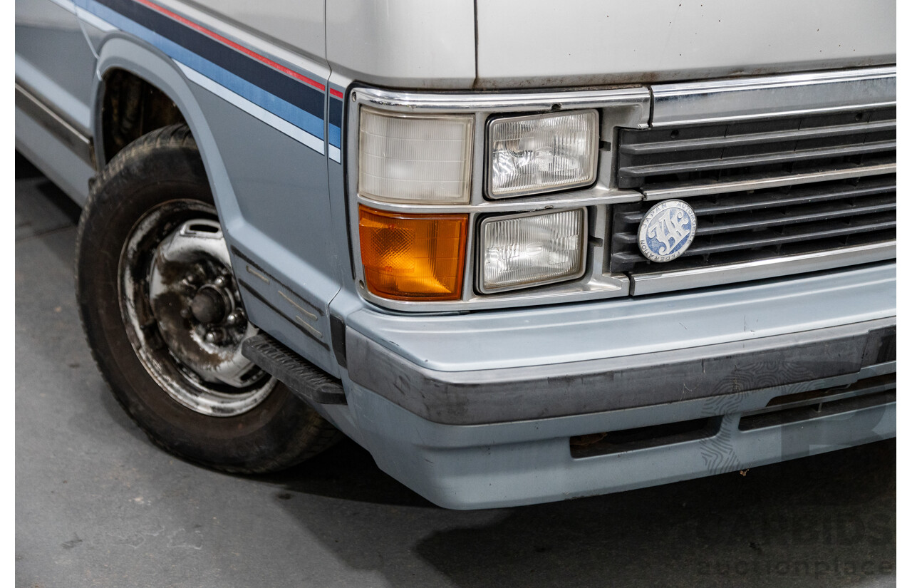 06/2001 Complied (1986) Toyota Hiace Super Custom YH51G 2d Van Silver 2.0L - 8 Seater - Import