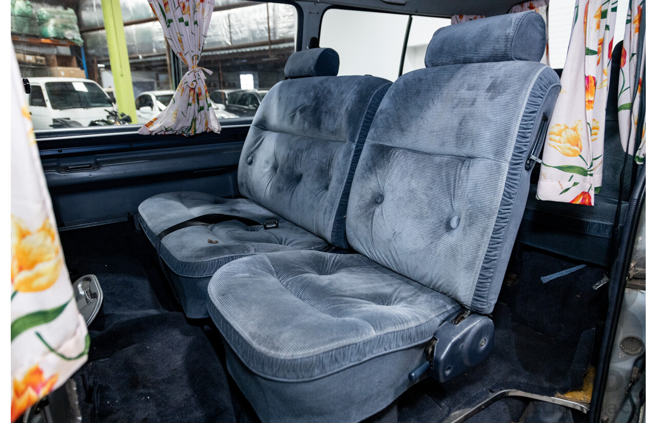 06/2001 Complied (1986) Toyota Hiace Super Custom YH51G 2d Van Silver 2.0L - 8 Seater - Import