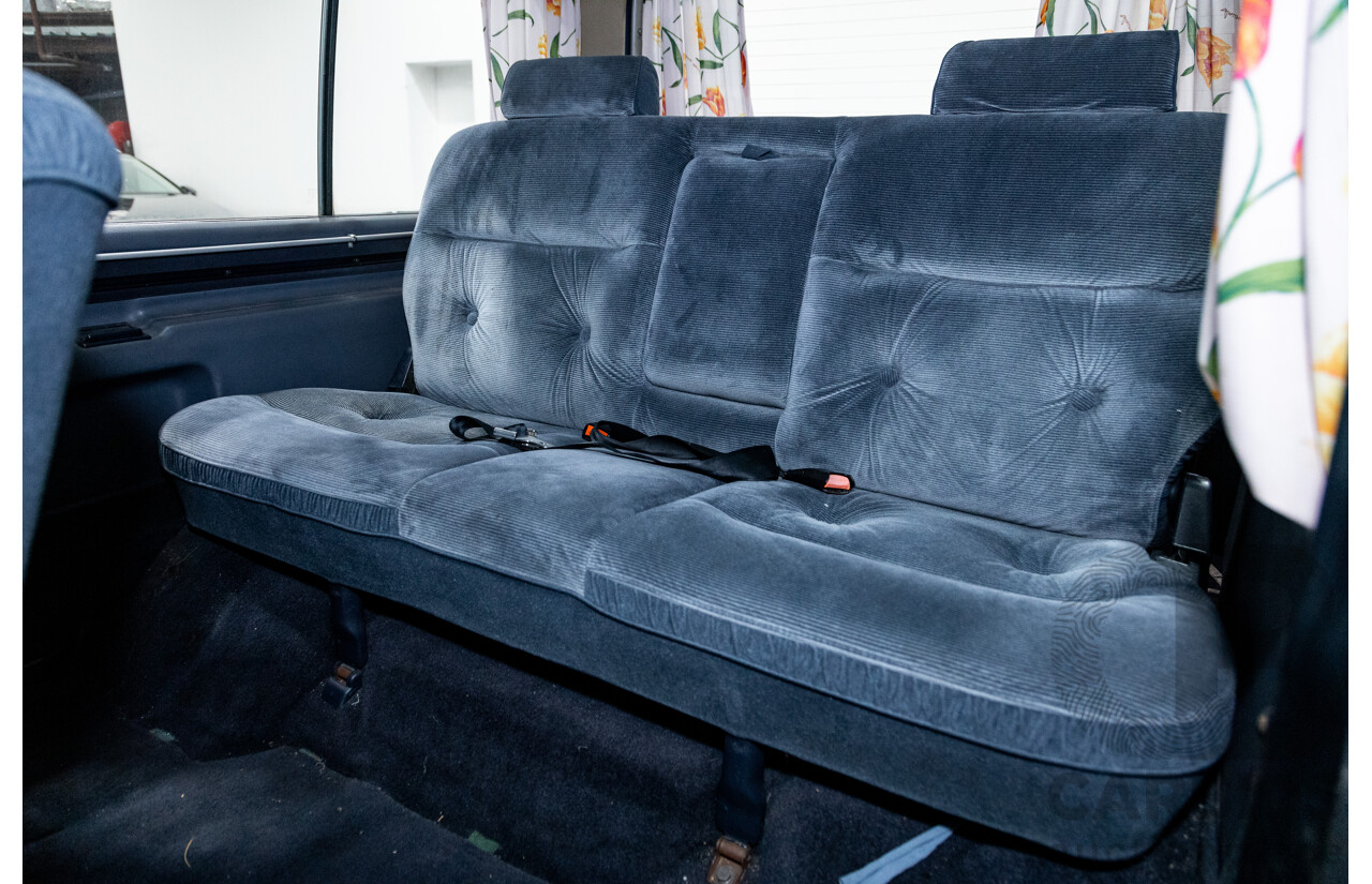 06/2001 Complied (1986) Toyota Hiace Super Custom YH51G 2d Van Silver 2.0L - 8 Seater - Import