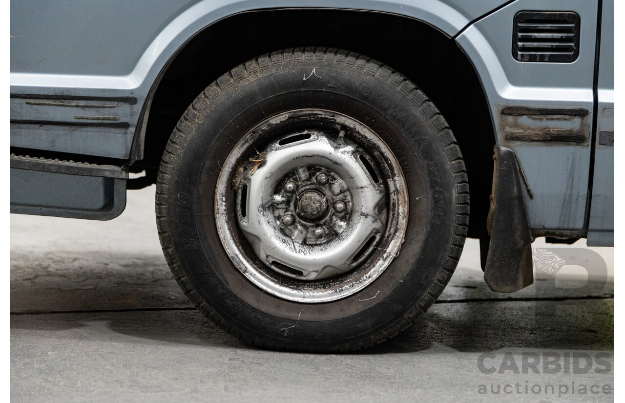 06/2001 Complied (1986) Toyota Hiace Super Custom YH51G 2d Van Silver 2.0L - 8 Seater - Import