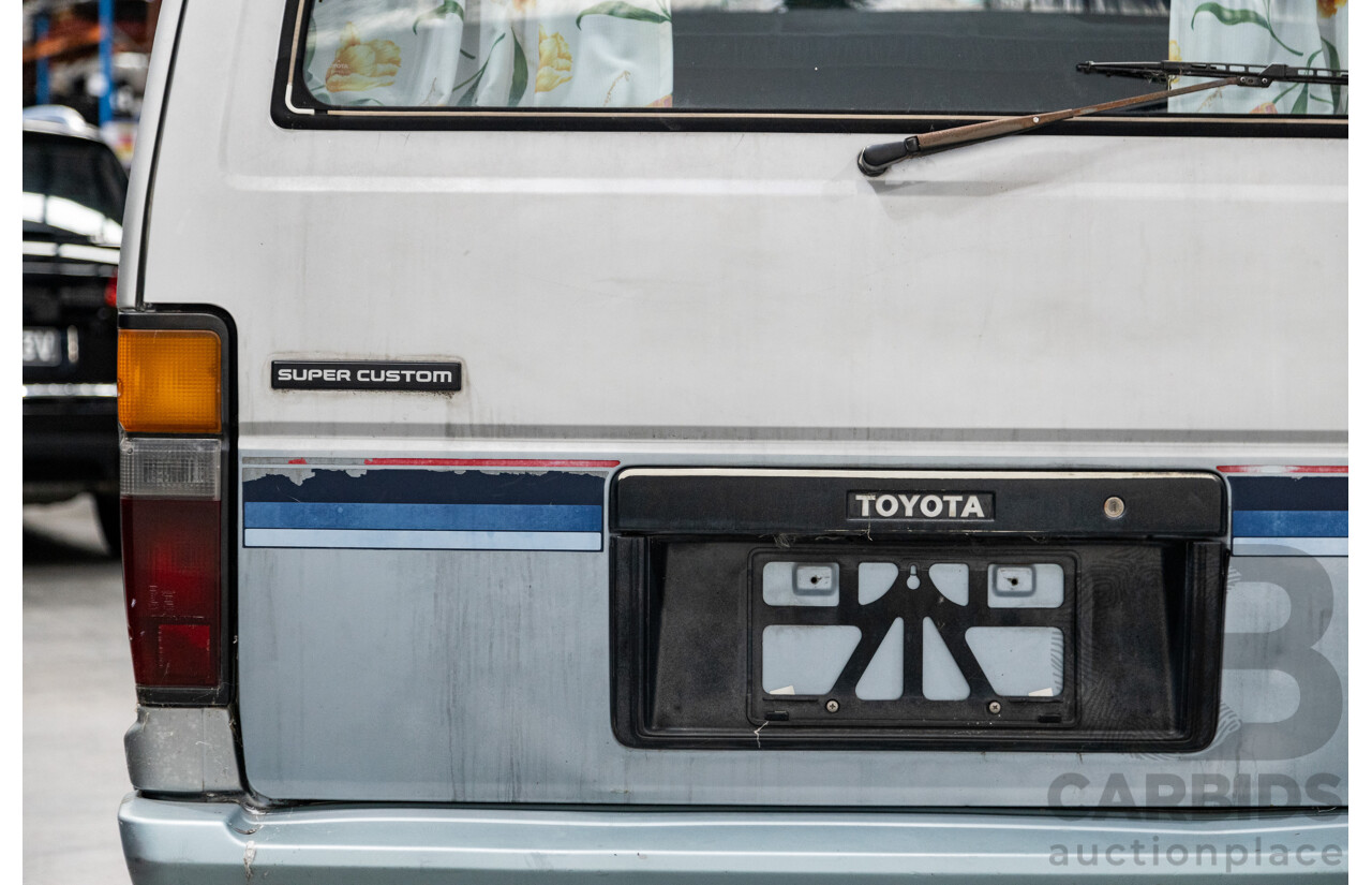 06/2001 Complied (1986) Toyota Hiace Super Custom YH51G 2d Van Silver 2.0L - 8 Seater - Import