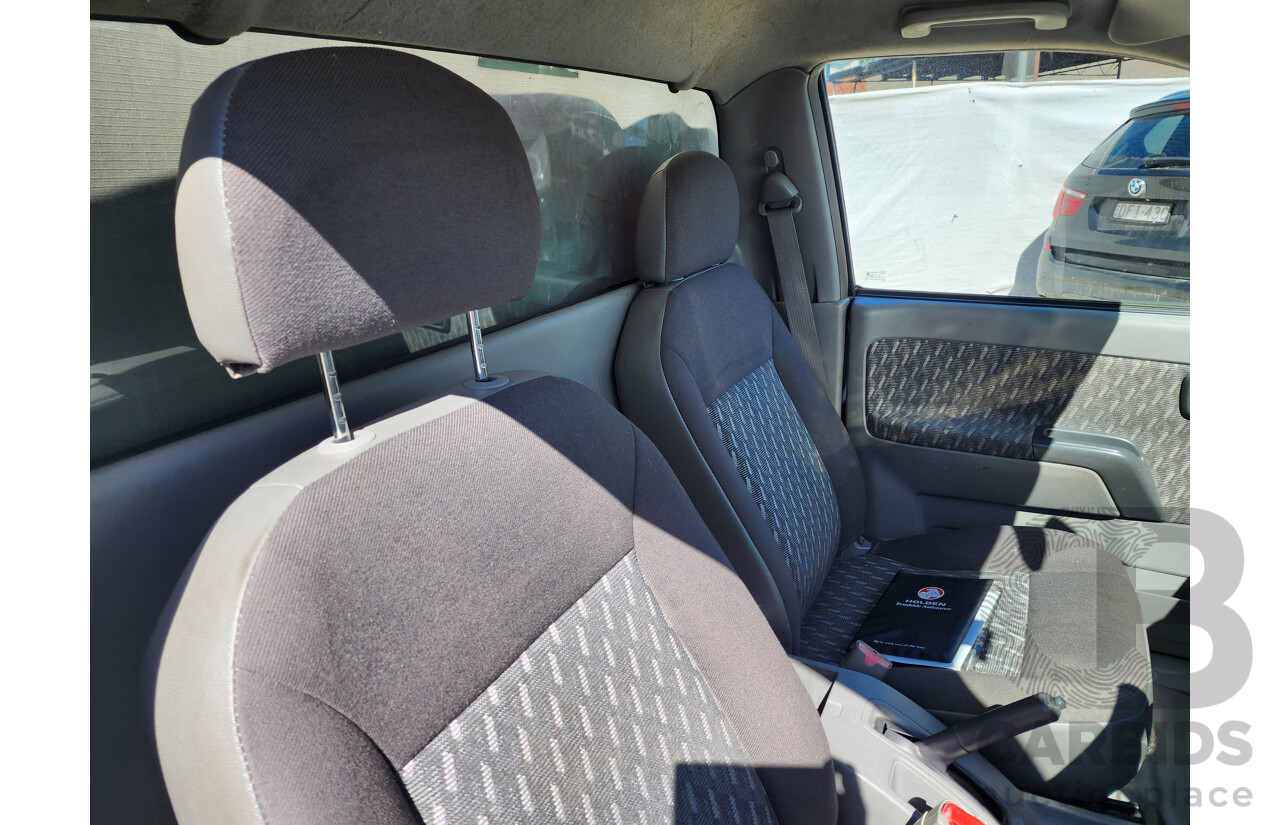 6/2005 Holden Rodeo LX RA C/Chas White 3.5L