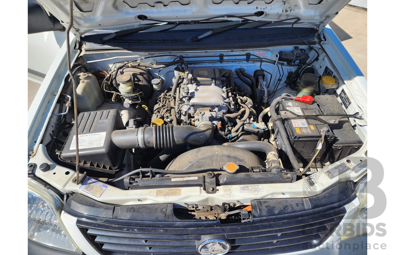 6/2005 Holden Rodeo LX RA C/Chas White 3.5L