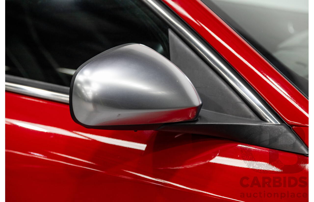 2/2013 Alfa Romeo Giulietta Distinctive Jtd-M 5d Hatchback Alfa Red Turbo Diesel 2.0L