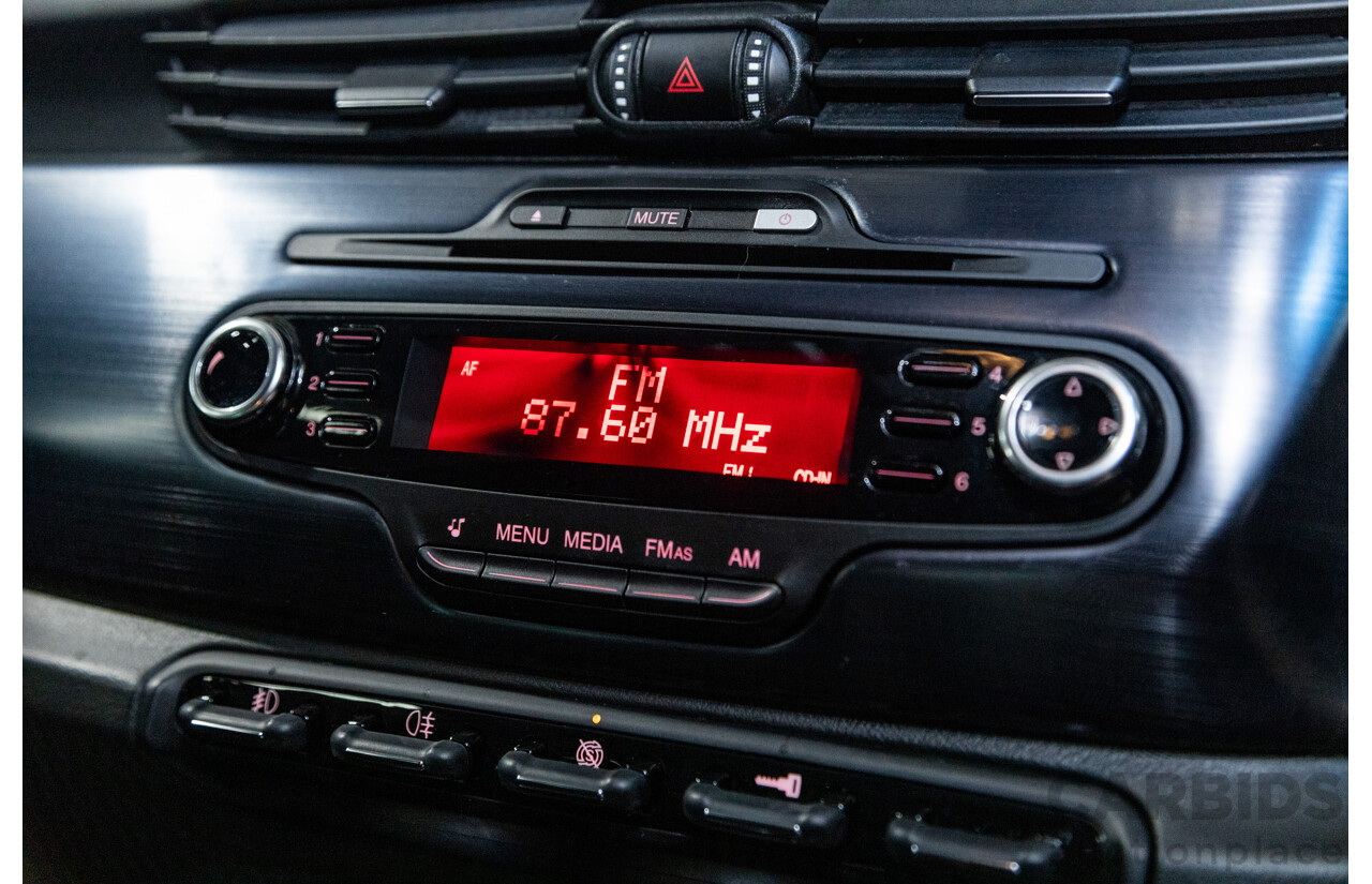 2/2013 Alfa Romeo Giulietta Distinctive Jtd-M 5d Hatchback Alfa Red Turbo Diesel 2.0L