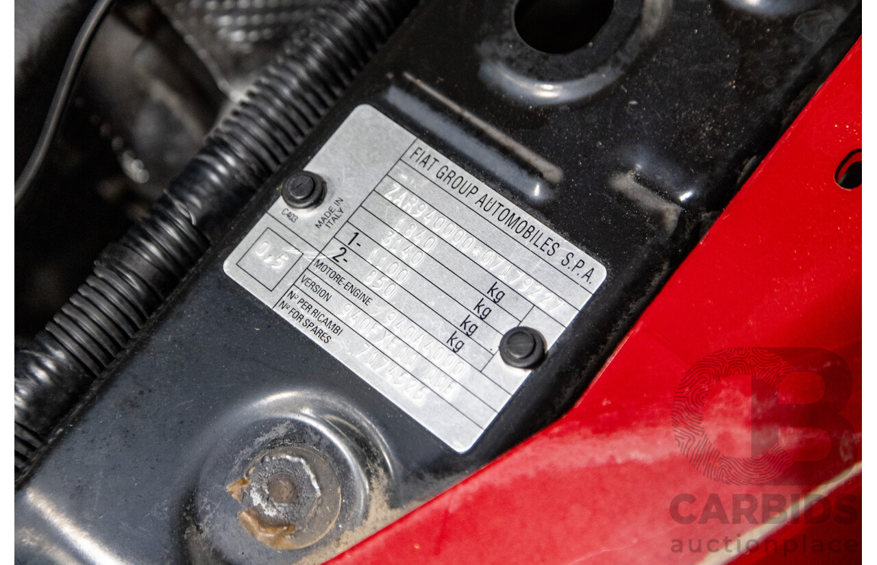 2/2013 Alfa Romeo Giulietta Distinctive Jtd-M 5d Hatchback Alfa Red Turbo Diesel 2.0L