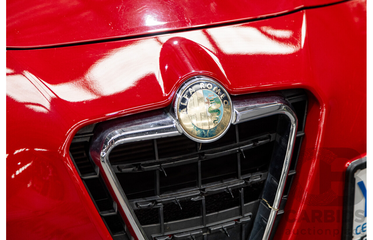 2/2013 Alfa Romeo Giulietta Distinctive Jtd-M 5d Hatchback Alfa Red Turbo Diesel 2.0L