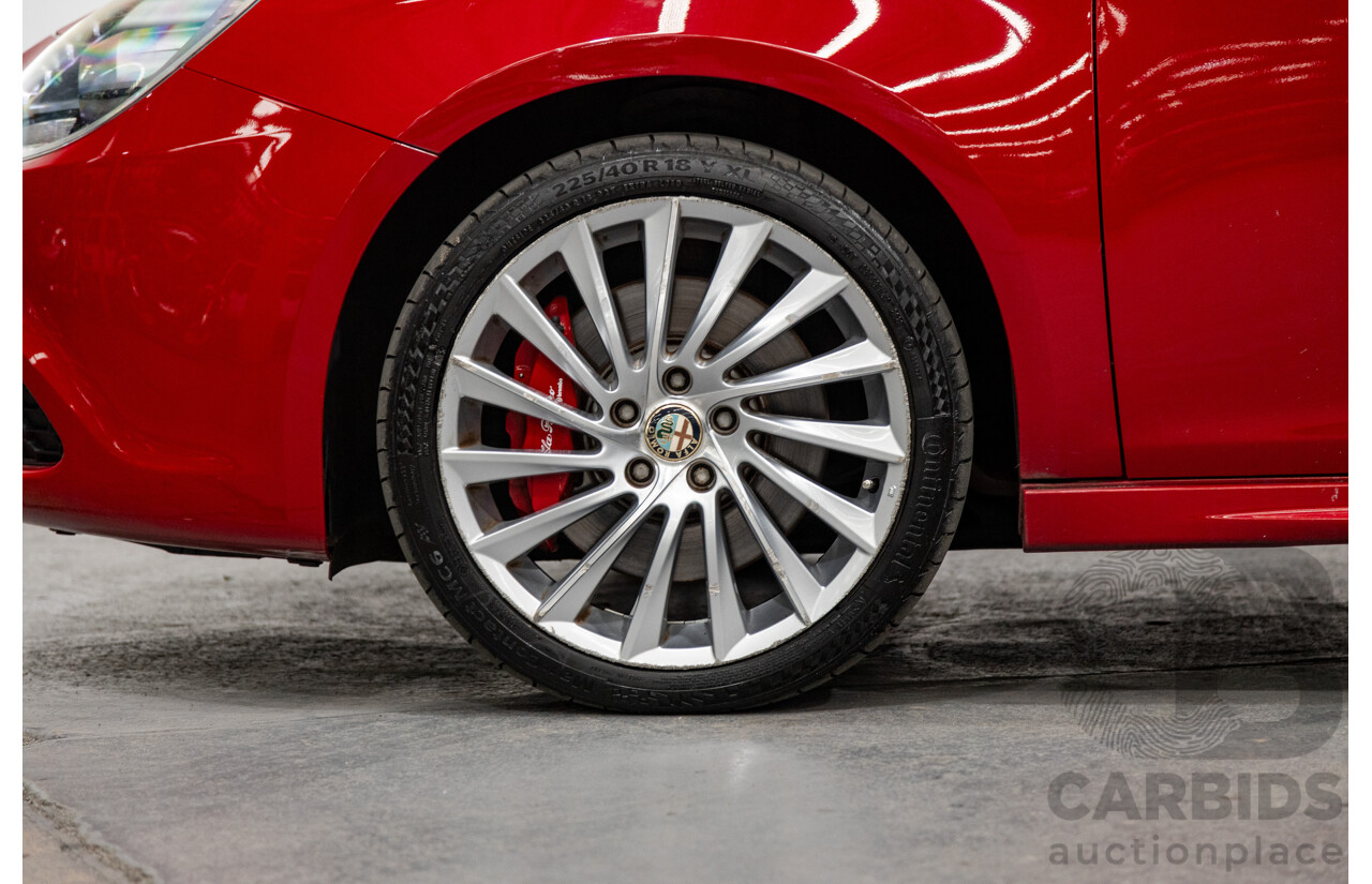 2/2013 Alfa Romeo Giulietta Distinctive Jtd-M 5d Hatchback Alfa Red Turbo Diesel 2.0L