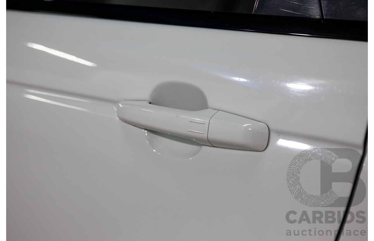 8/2014 Range Rover Range Rover Sport 3.0 SDV6 HSE LW 4d Wagon Fuji White Turbo Diesel V6 3.0L