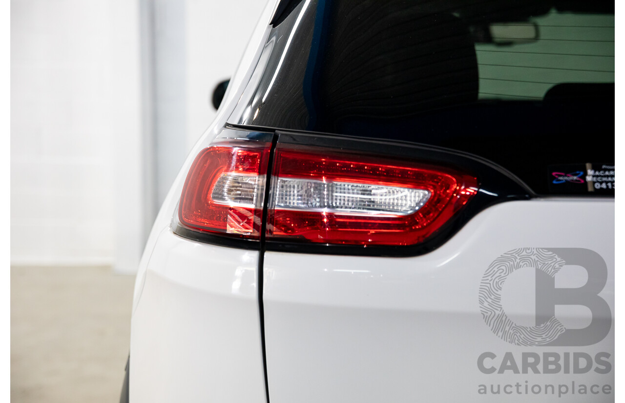 11/2014 Jeep Cherokee Limited (4x4) KL 4d Wagon Bright White Turbo Diesel 2.0L