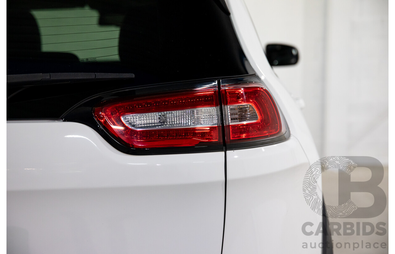 11/2014 Jeep Cherokee Limited (4x4) KL 4d Wagon Bright White Turbo Diesel 2.0L