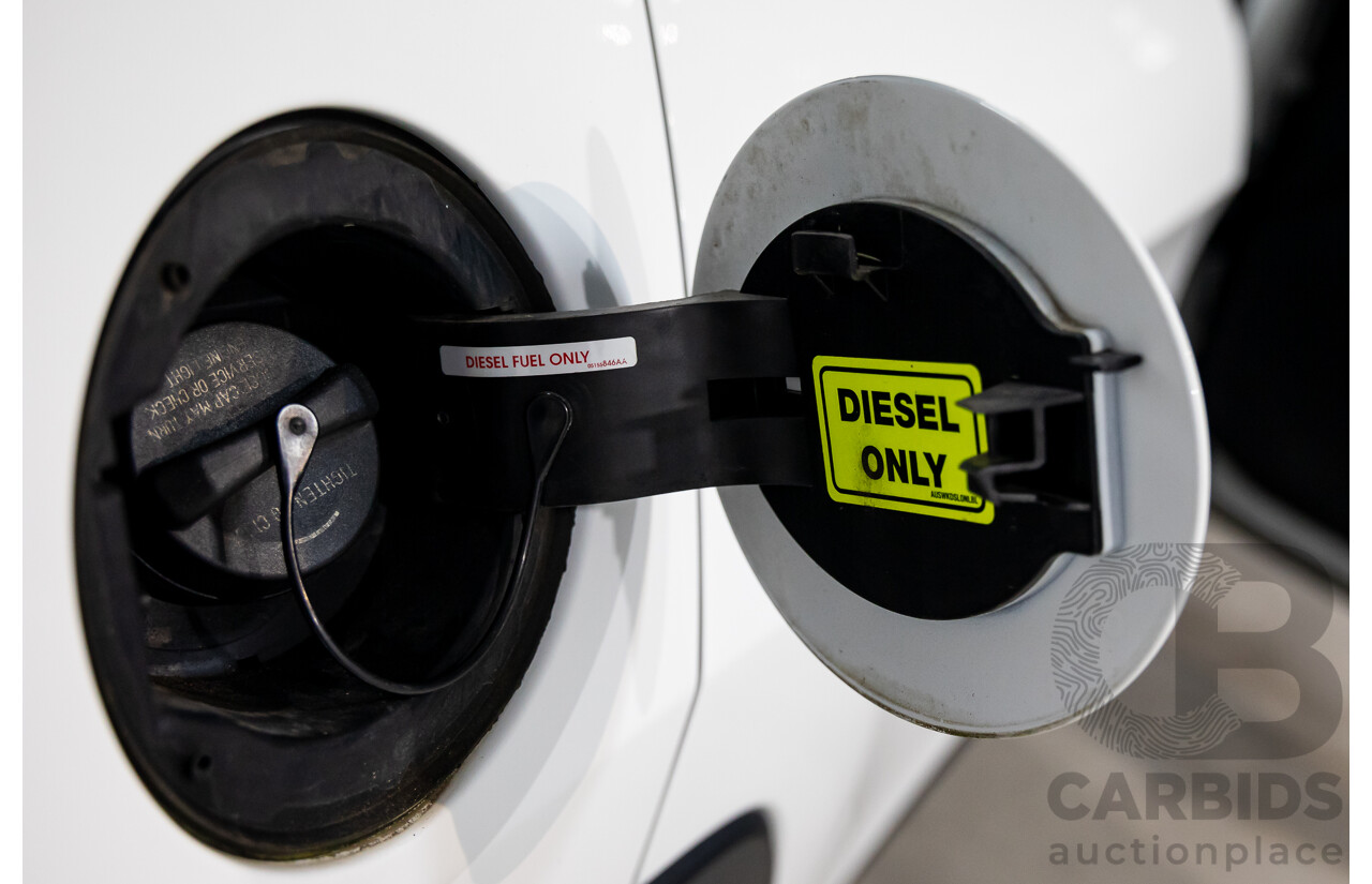 11/2014 Jeep Cherokee Limited (4x4) KL 4d Wagon Bright White Turbo Diesel 2.0L