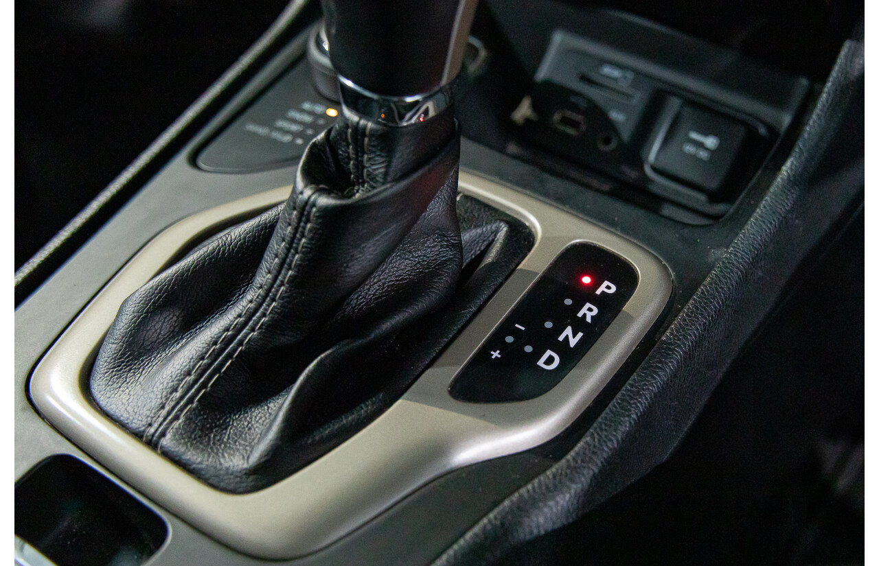 11/2014 Jeep Cherokee Limited (4x4) KL 4d Wagon Bright White Turbo Diesel 2.0L