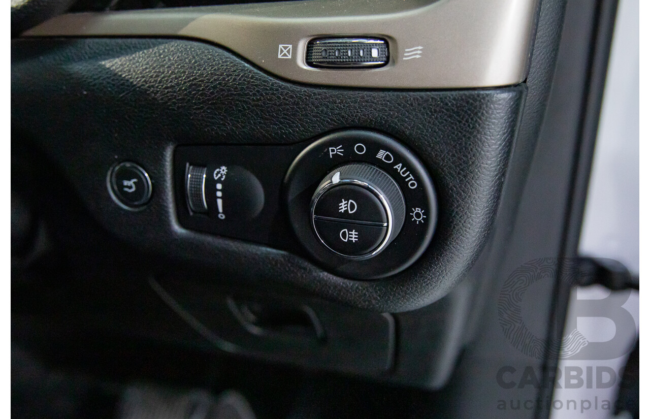 11/2014 Jeep Cherokee Limited (4x4) KL 4d Wagon Bright White Turbo Diesel 2.0L