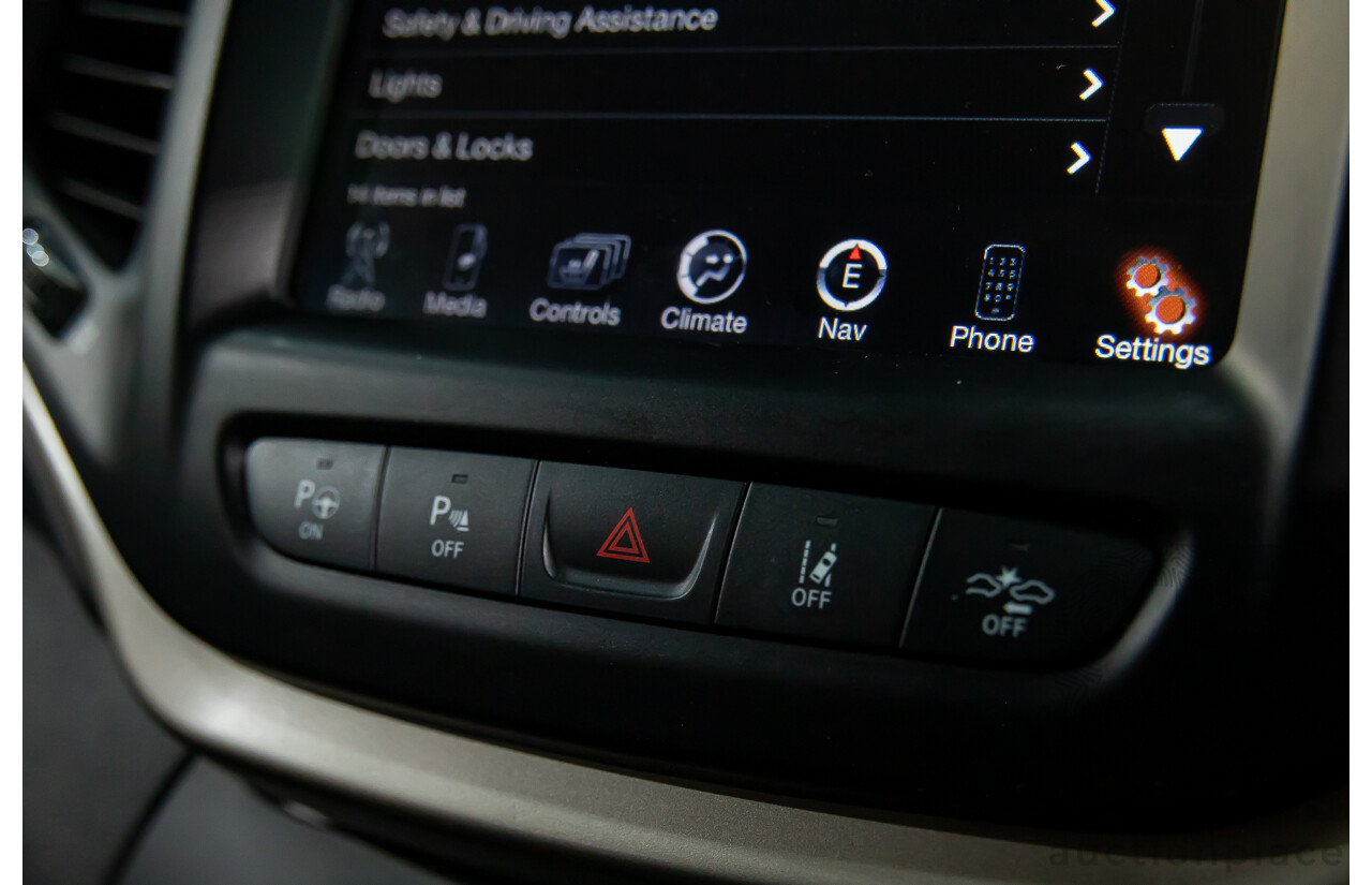 11/2014 Jeep Cherokee Limited (4x4) KL 4d Wagon Bright White Turbo Diesel 2.0L