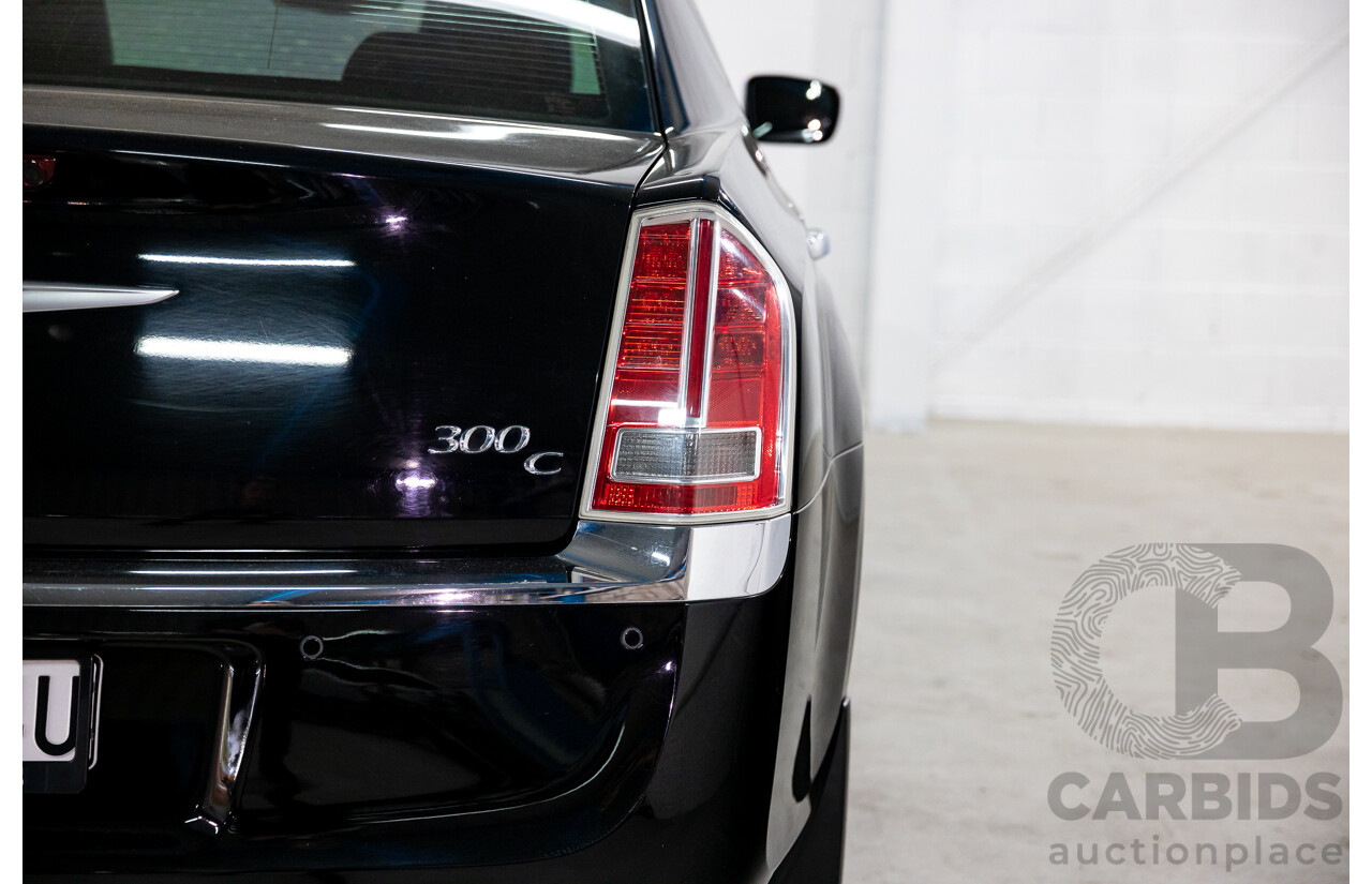 10/2013 Chrysler 300 C Luxury MY12 4d Sedan Blackberry Pearl V6 3.6L
