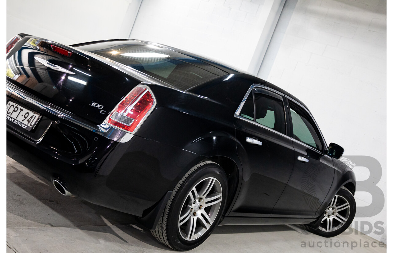 10/2013 Chrysler 300 C Luxury MY12 4d Sedan Blackberry Pearl V6 3.6L