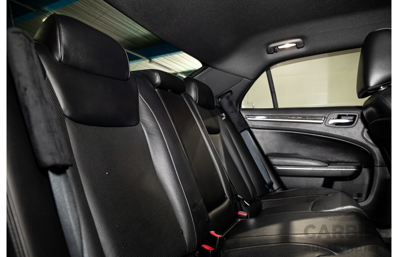 10/2013 Chrysler 300 C Luxury MY12 4d Sedan Blackberry Pearl V6 3.6L