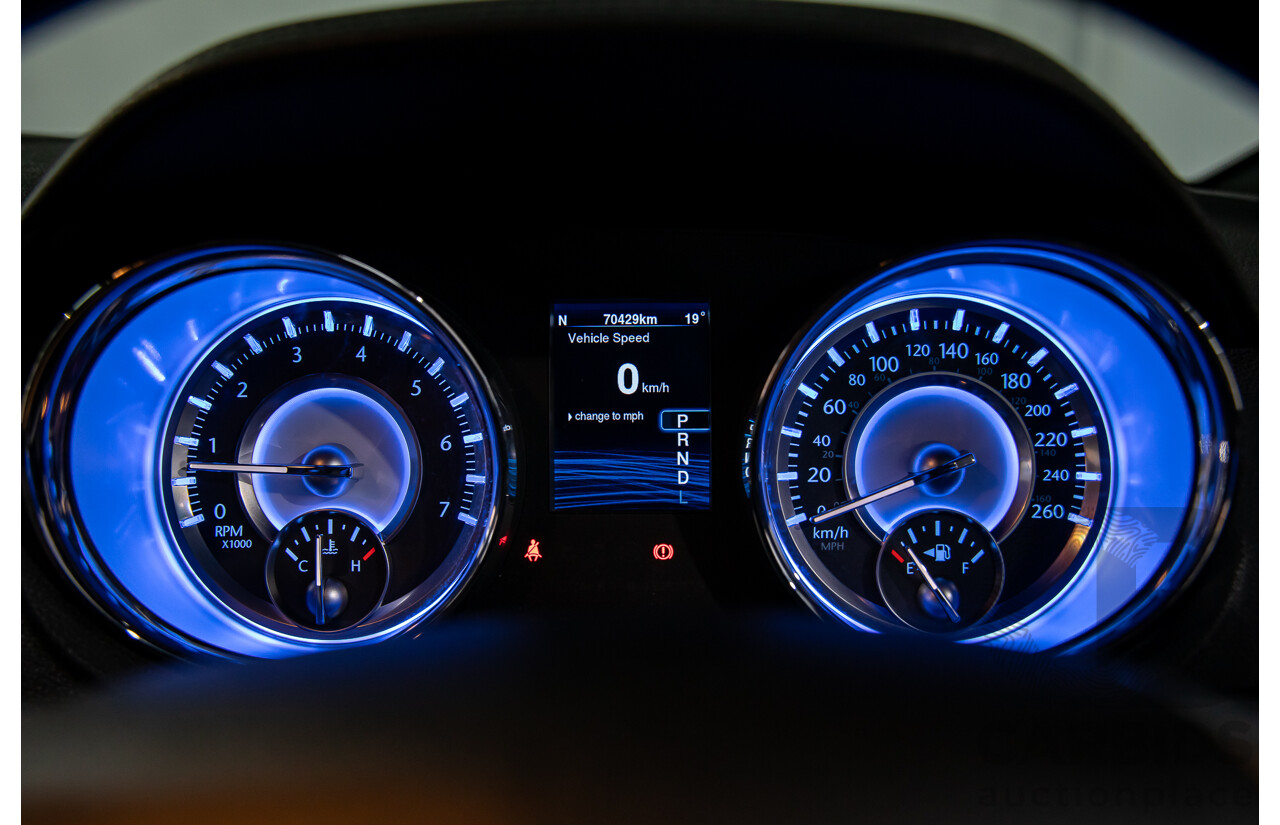 10/2013 Chrysler 300 C Luxury MY12 4d Sedan Blackberry Pearl V6 3.6L