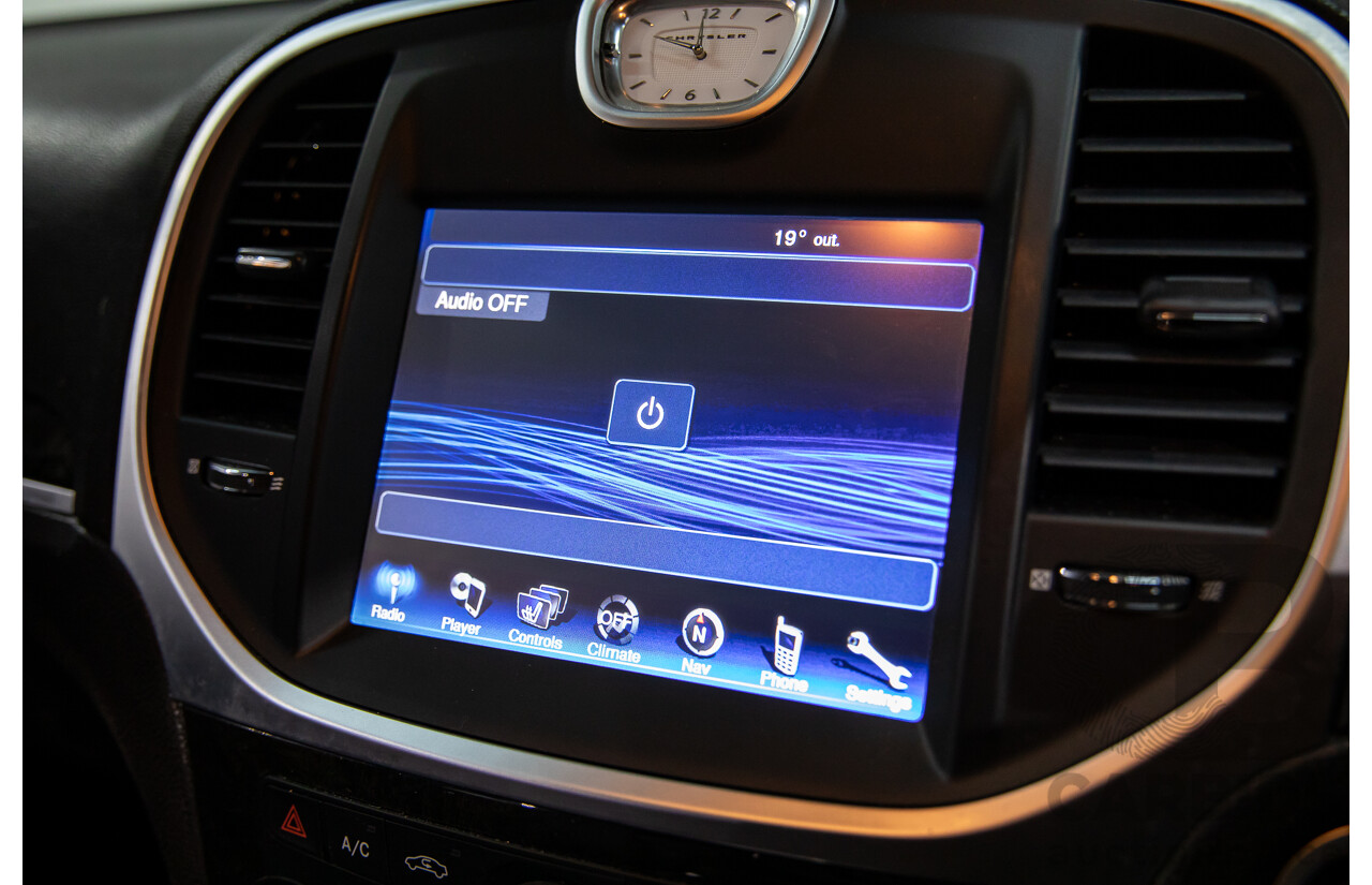 10/2013 Chrysler 300 C Luxury MY12 4d Sedan Blackberry Pearl V6 3.6L