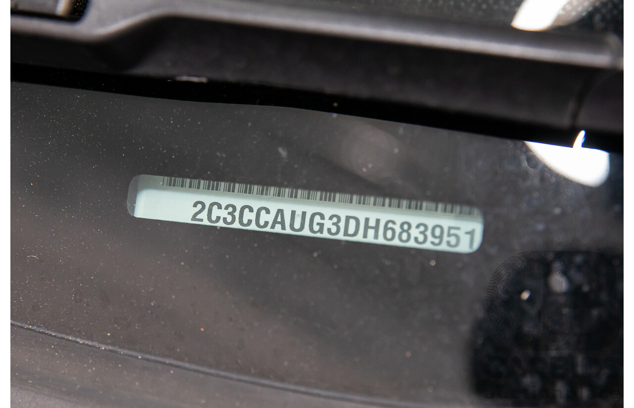 10/2013 Chrysler 300 C Luxury MY12 4d Sedan Blackberry Pearl V6 3.6L