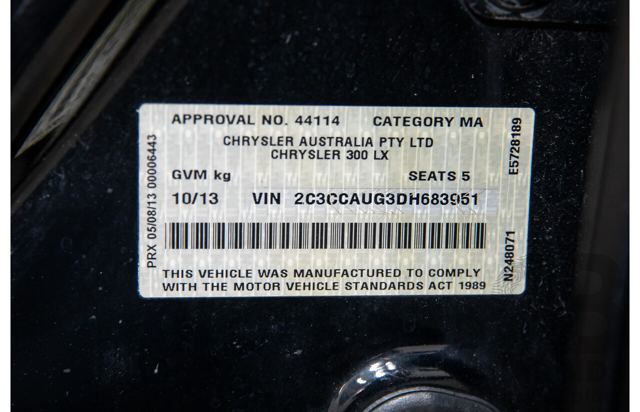 10/2013 Chrysler 300 C Luxury MY12 4d Sedan Blackberry Pearl V6 3.6L